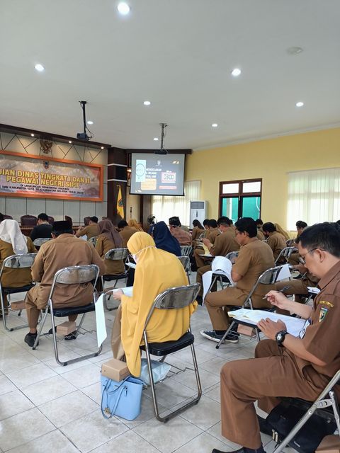 35 PNS Barito Kuala ikuti Ujian Dinas di BKD Prov. Kalsel