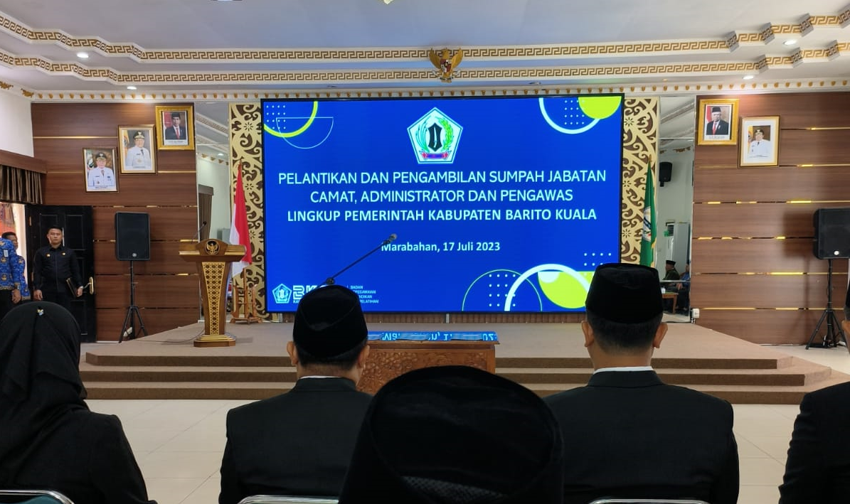 Pj. Bupati Barito Kuala Lantik dan Ambil Sumpah Pejabat Struktural