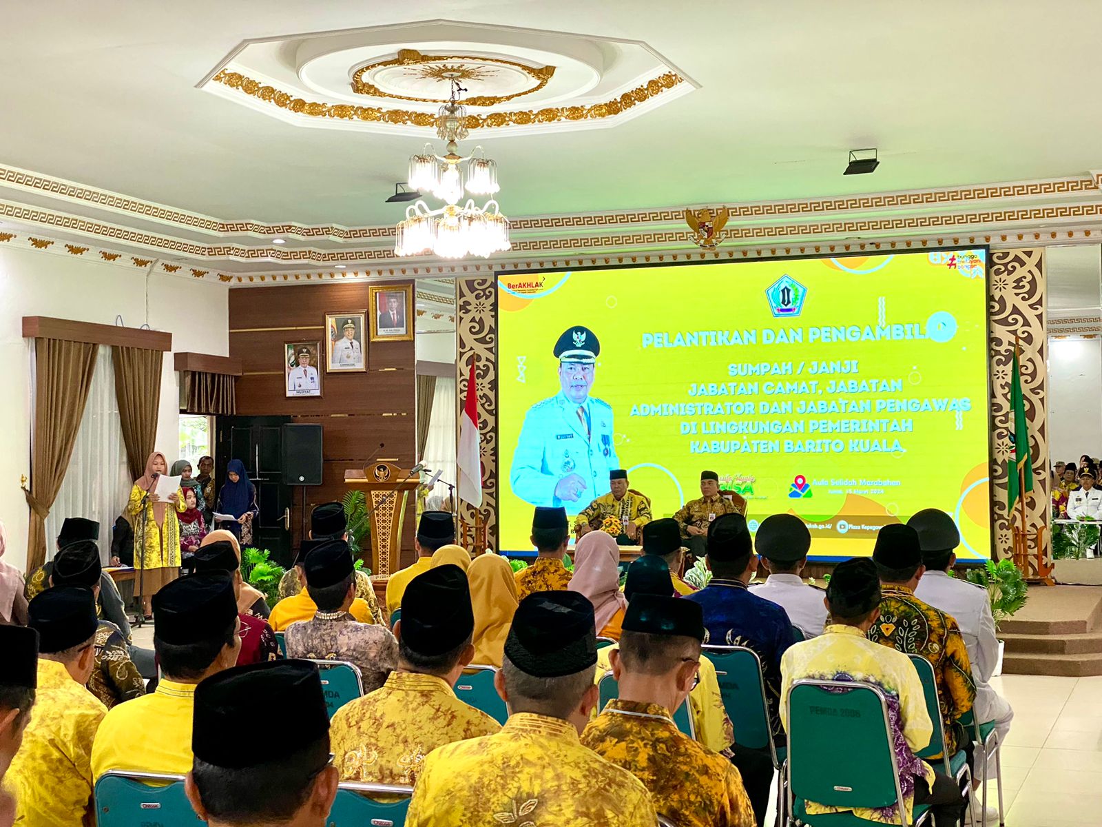 Pj. Bupati Barito Kuala Lantik dan Ambil Sumpah Pejabat Struktural 2024