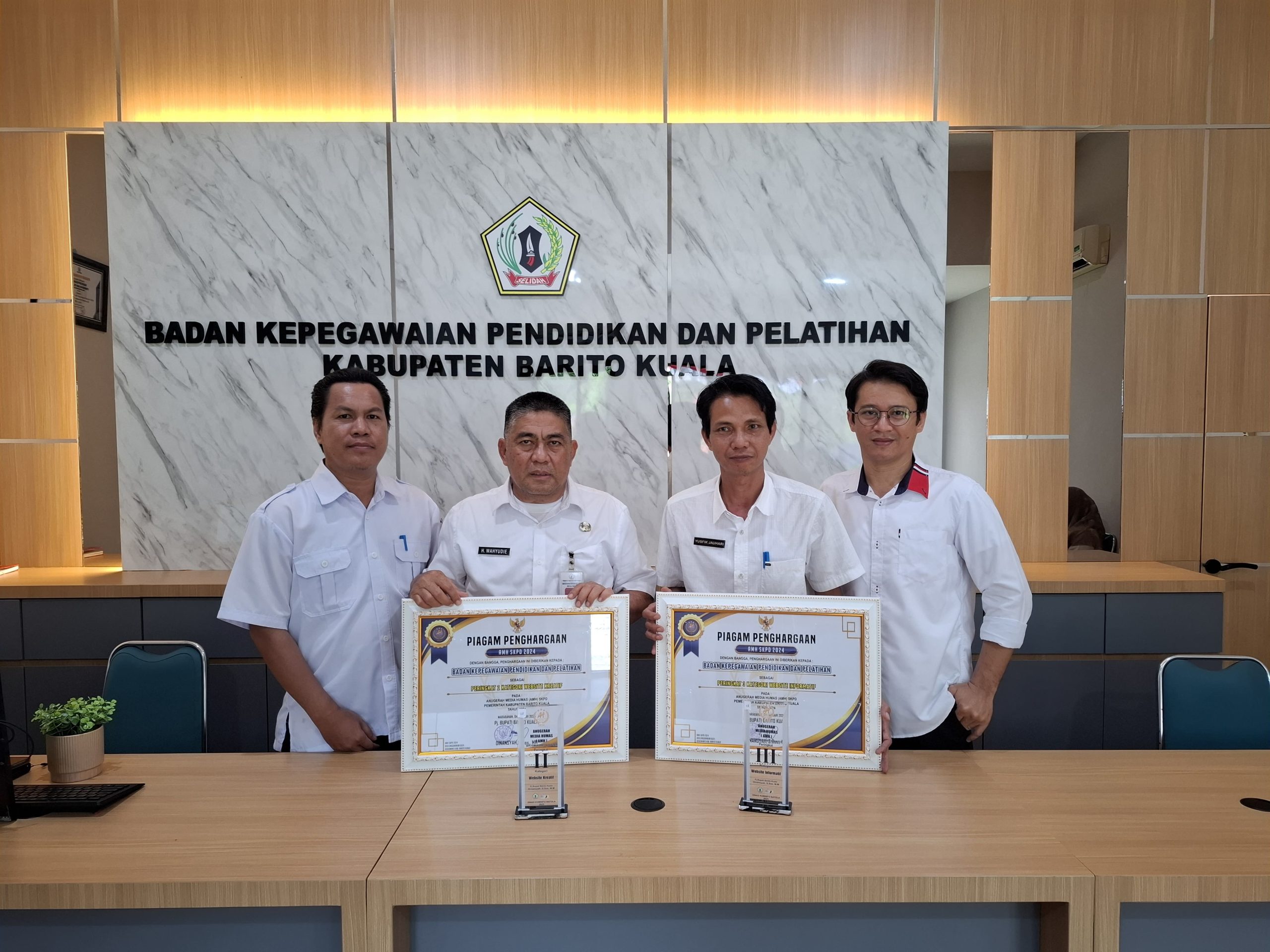 BKPP Barito Kuala Raih Penghargaan Anugerah Media Humas (AMH) SKPD Pemerintah Kabupaten Barito Kuala Tahun 2024