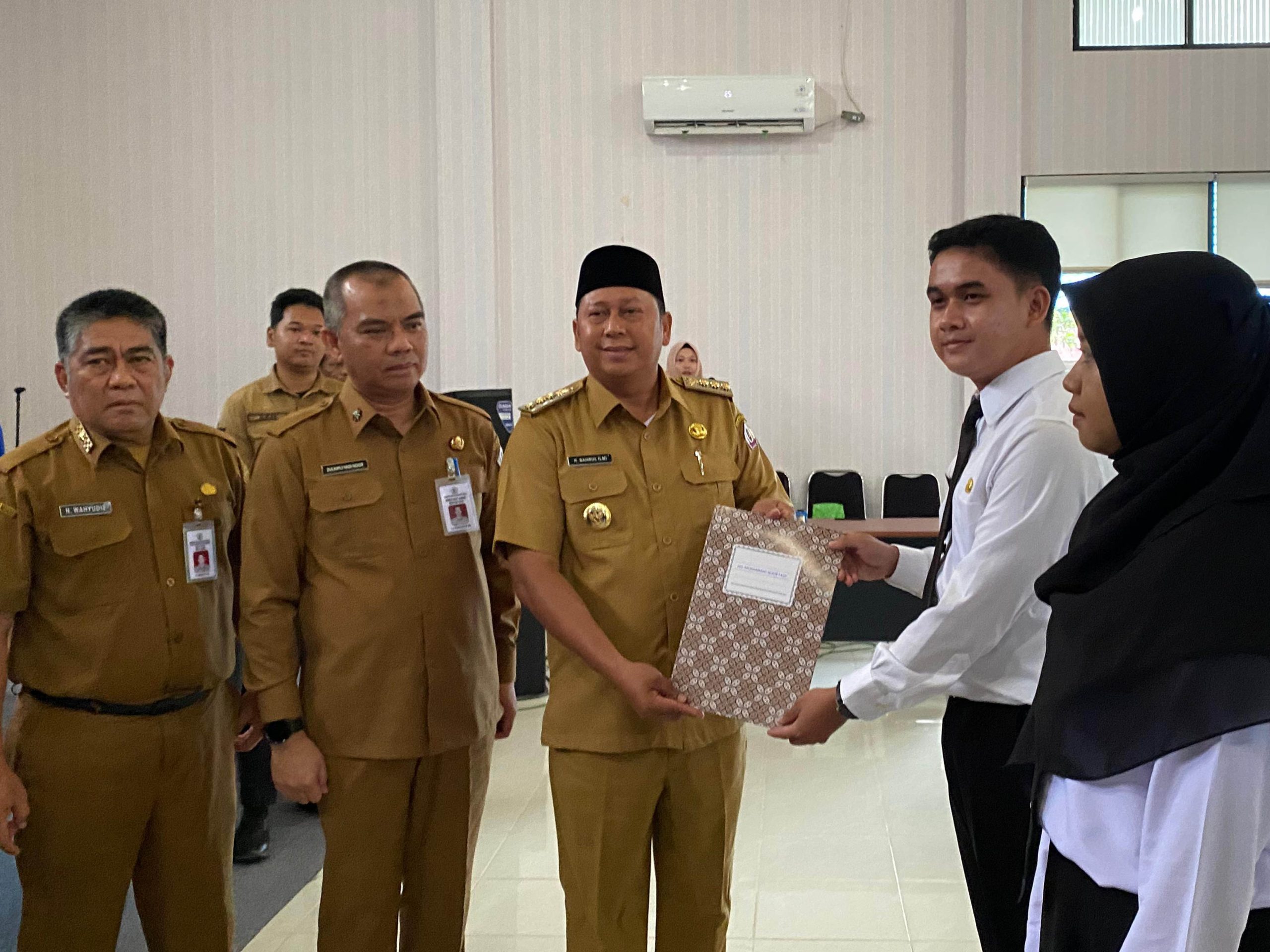 Penyerahan SK CPNS Formasi Tahun 2024